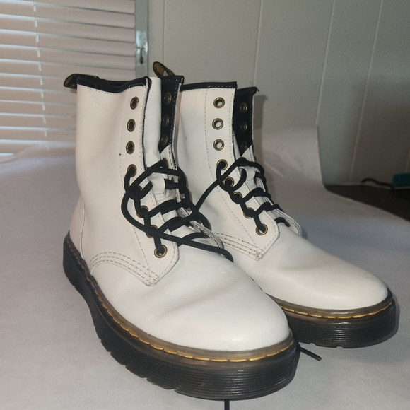 Doc Martens White Leather Zavala 1460 Boots - Picture 3 of 16